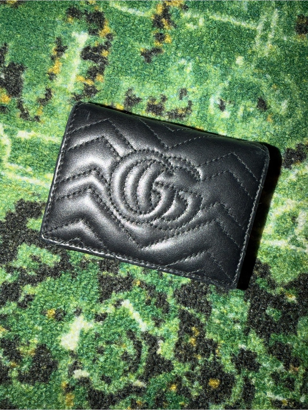 Gucci Black Chevron Quilted Leather Card Holder with Gold GG - Picture 4 of 6